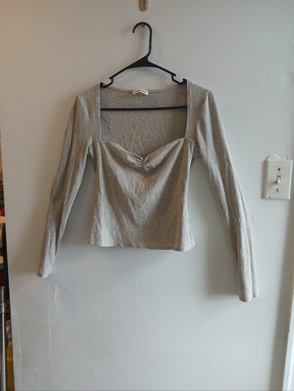 Reformation Ribbed Square-Neck Long Sleeve Top - Heather Gray
